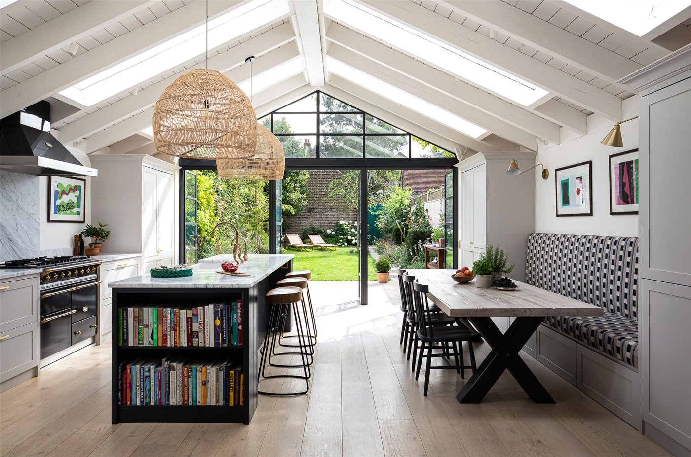 4 bedroom terraced house for sale 0