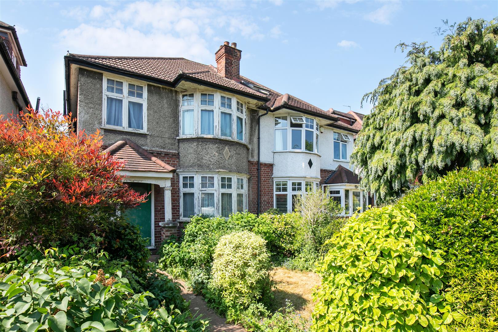 3 bedroom flat for sale in London