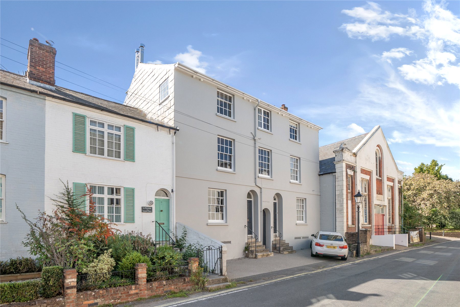 5 bedroom semi-detached house for sale 0