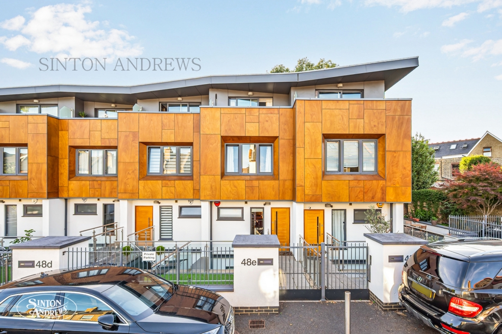 3 bedroom terraced house for sale 0