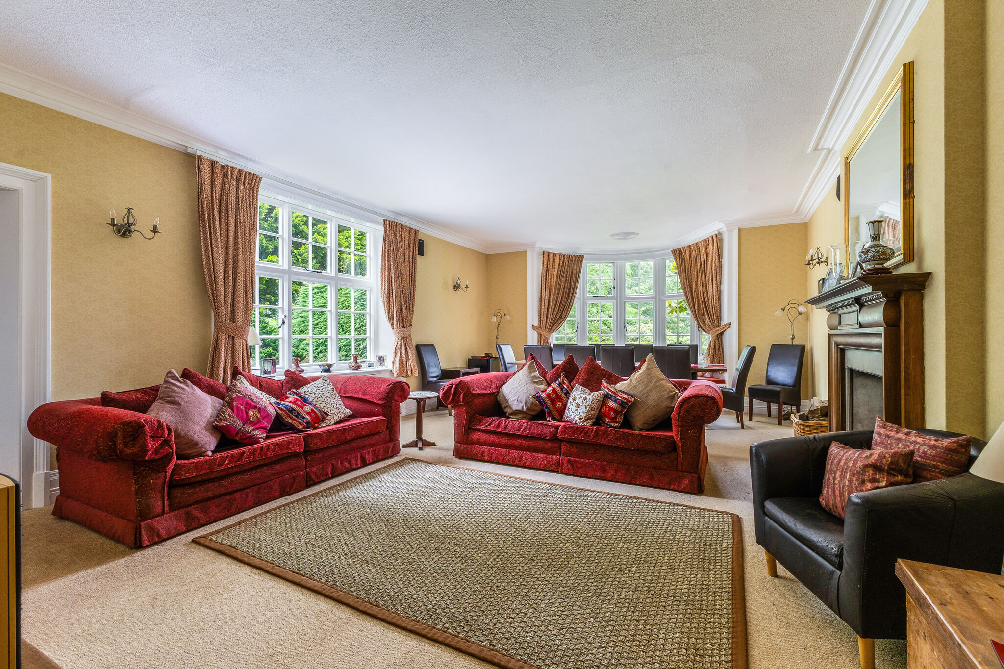 5 bedroom detached house for sale 0