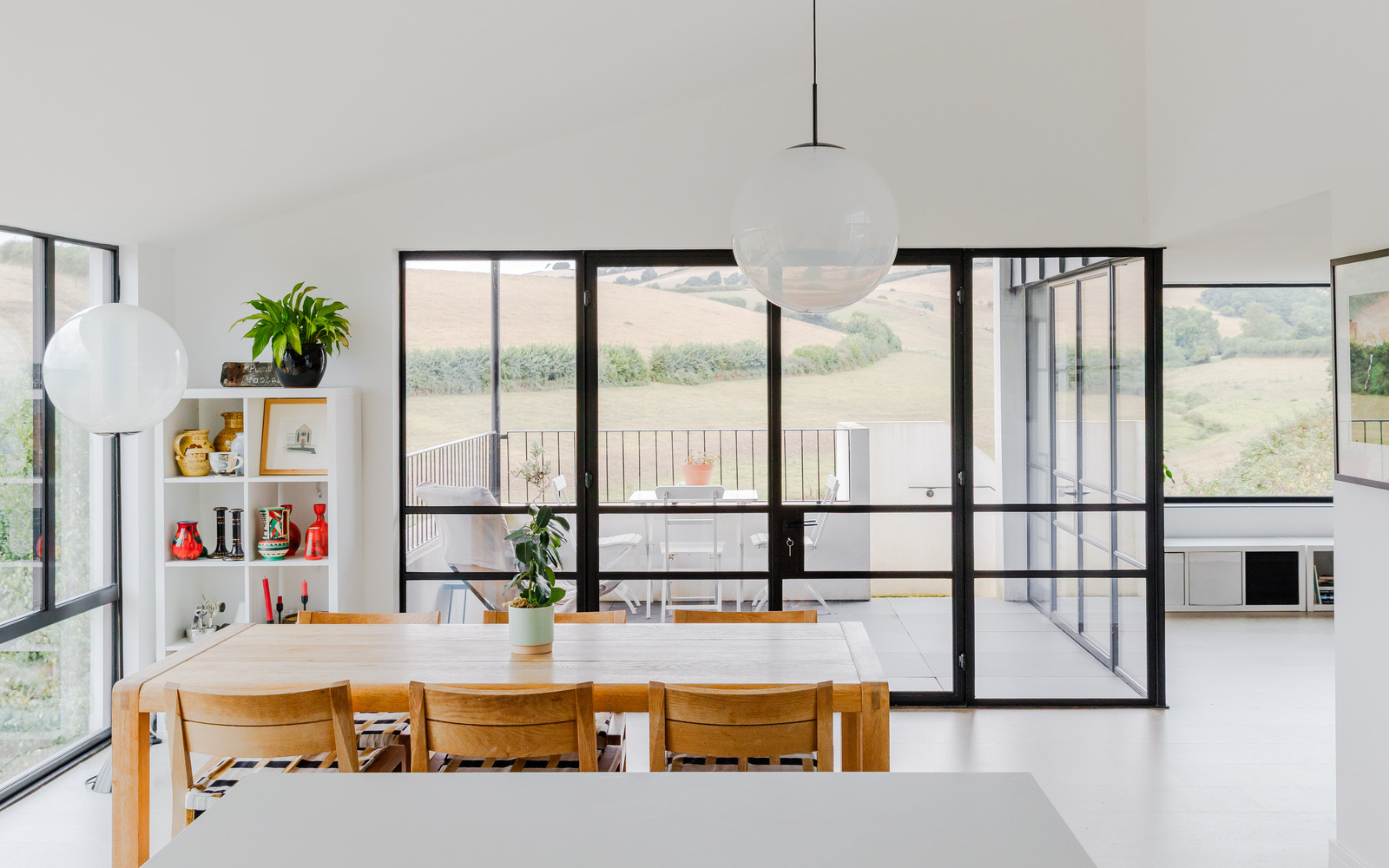 5 bedroom detached house for sale 0