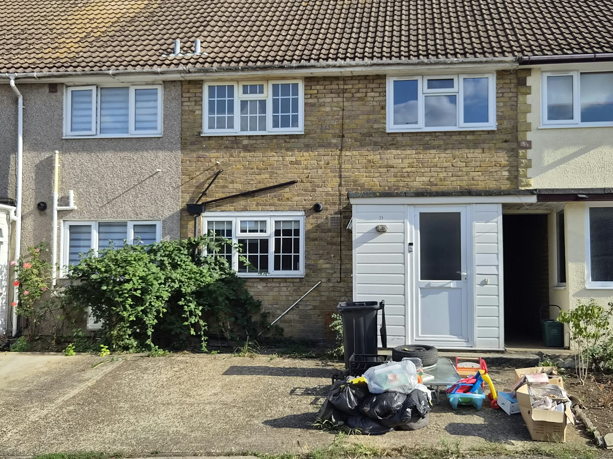 23, Dengayne, Basildon photo 5
