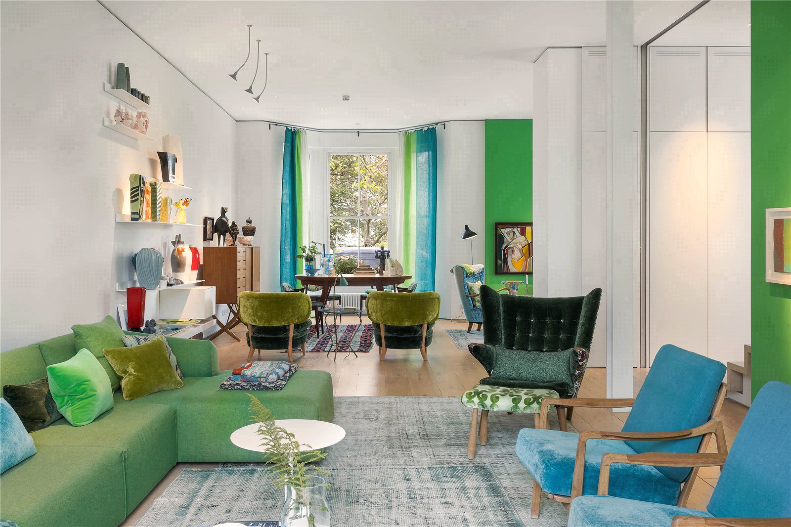 6 bedroom detached house for sale 0