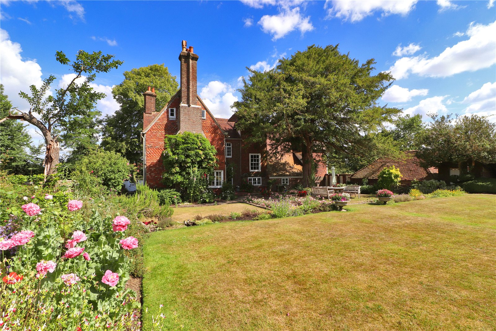 Photos of Maidstone Road, Pembury, Tunbridge Wells, Kent TN2 - 55523903 ...