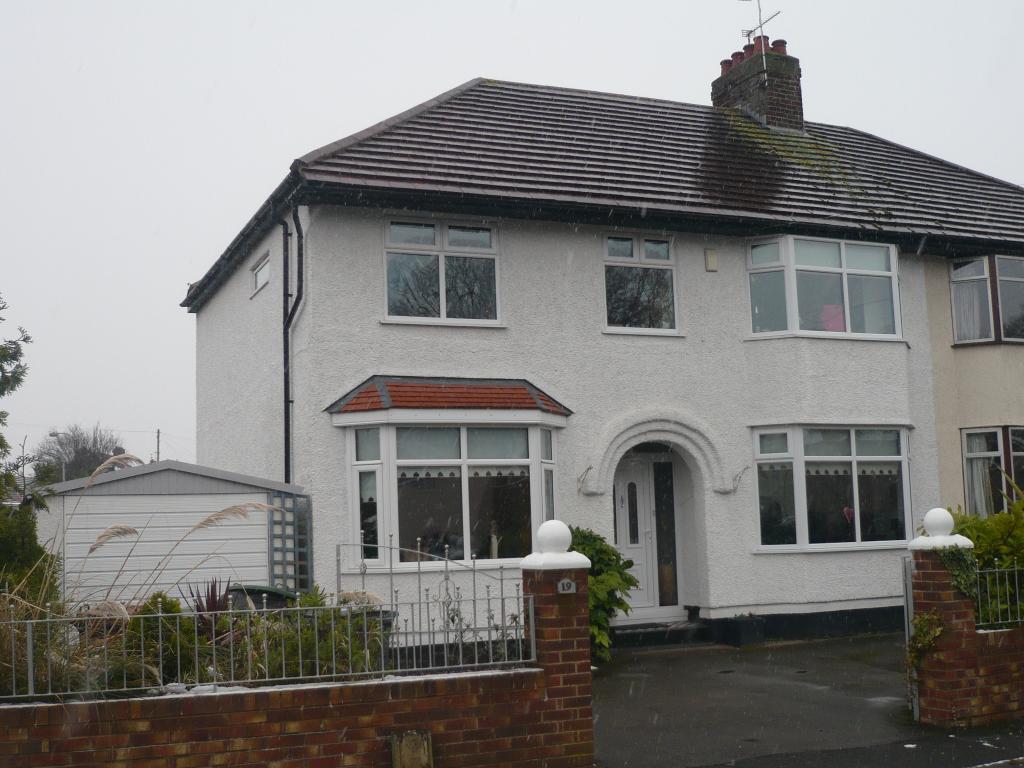 Free property report 19 Glenwood Drive, Irby, CH61 4UQ Chimnie