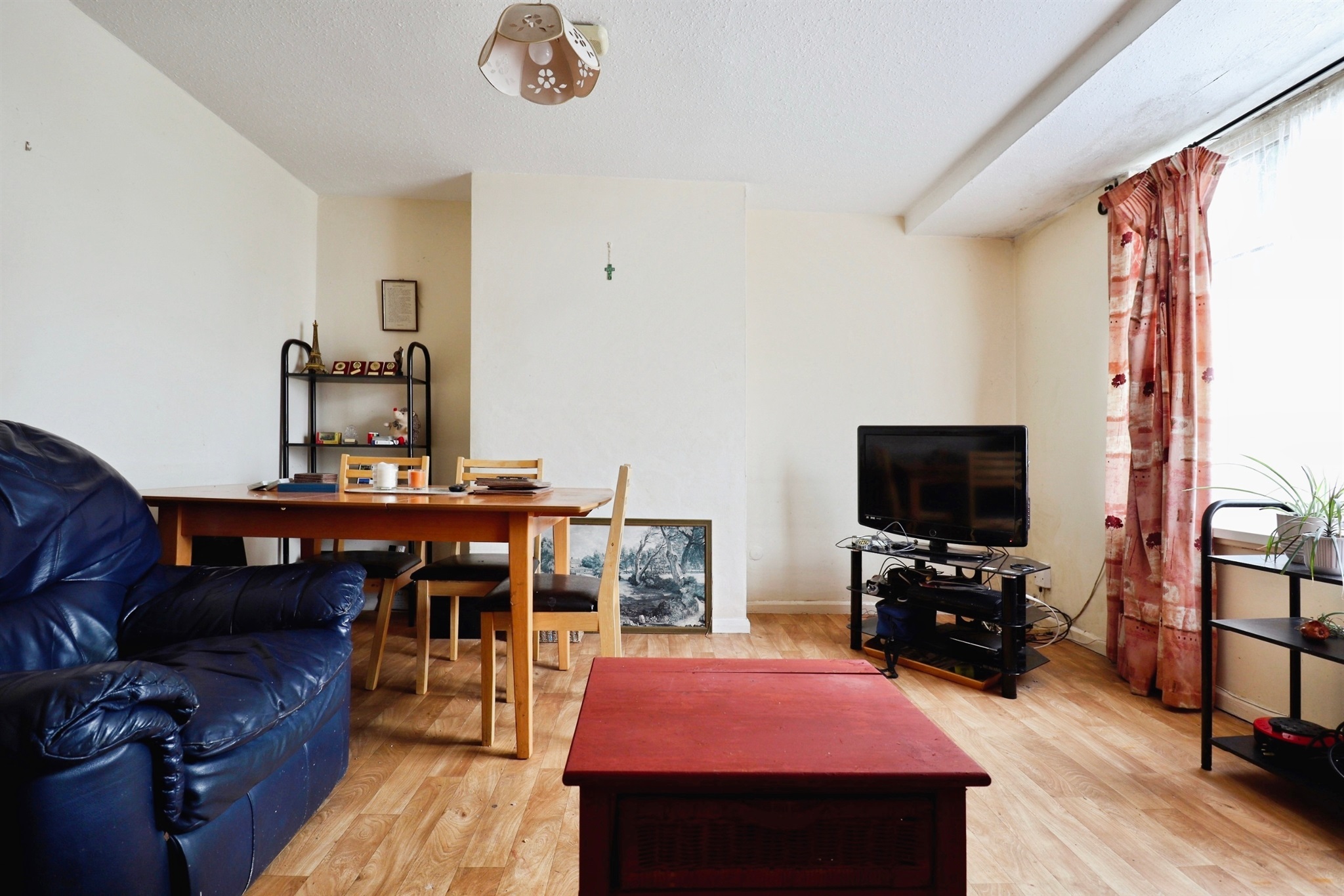 65, Laburnum Way, Penarth photo 4