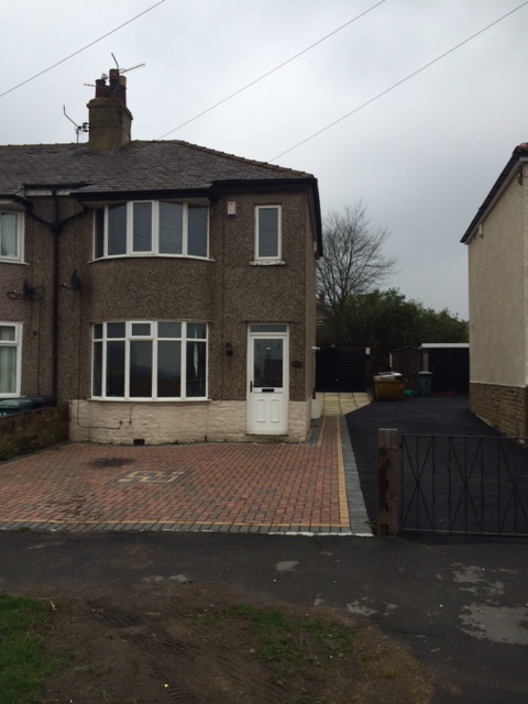 LEAVENTHORPE LANE, BRADFORD photo 5