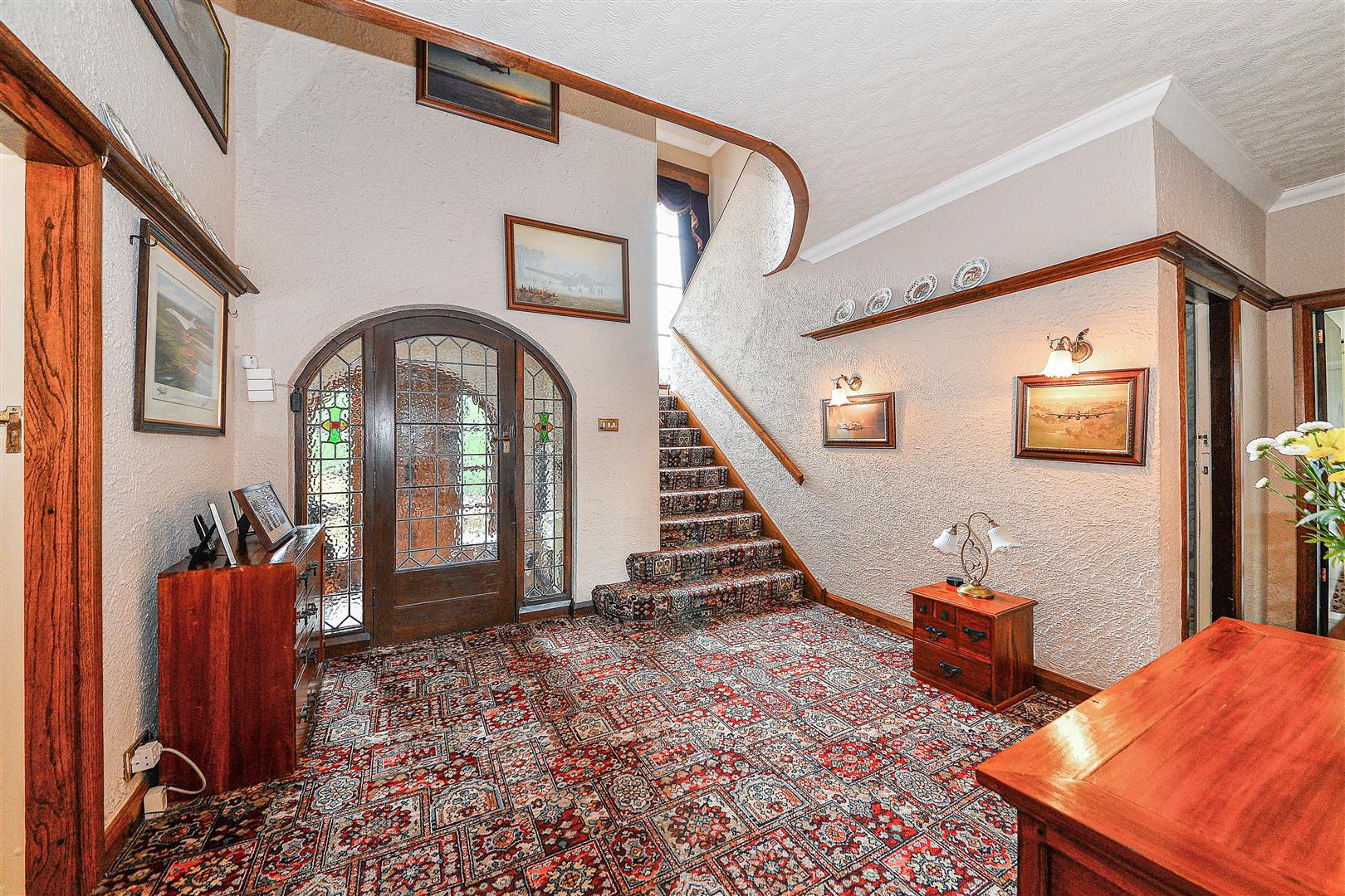 Photos of Hardwick Road, Streetly, Sutton Coldfield B74 62125045