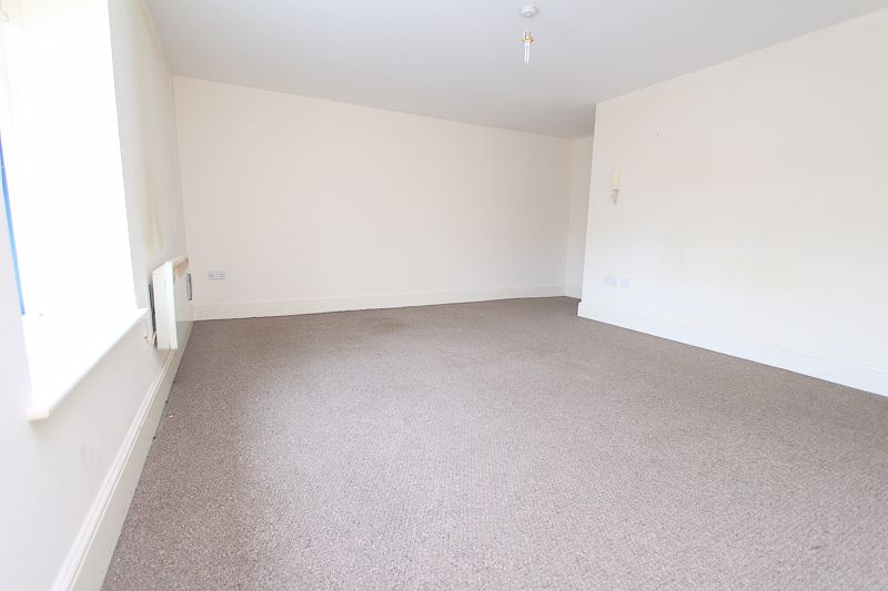 21b, Station Street, Walsall photo 4