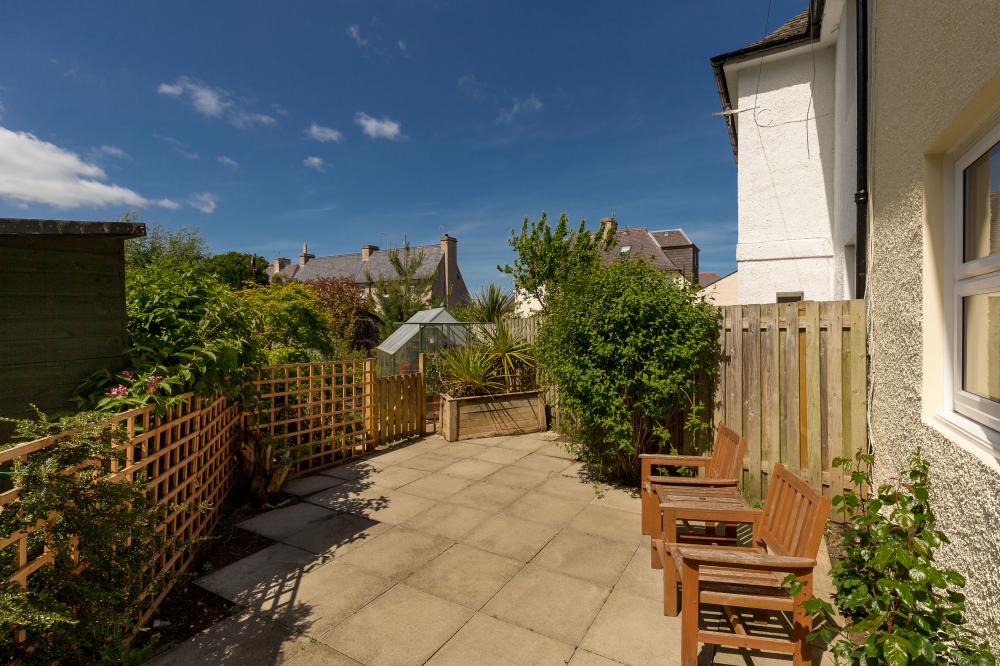 Free property report 10 Boswall Drive, Boswall, Edinburgh, EH5 2DY