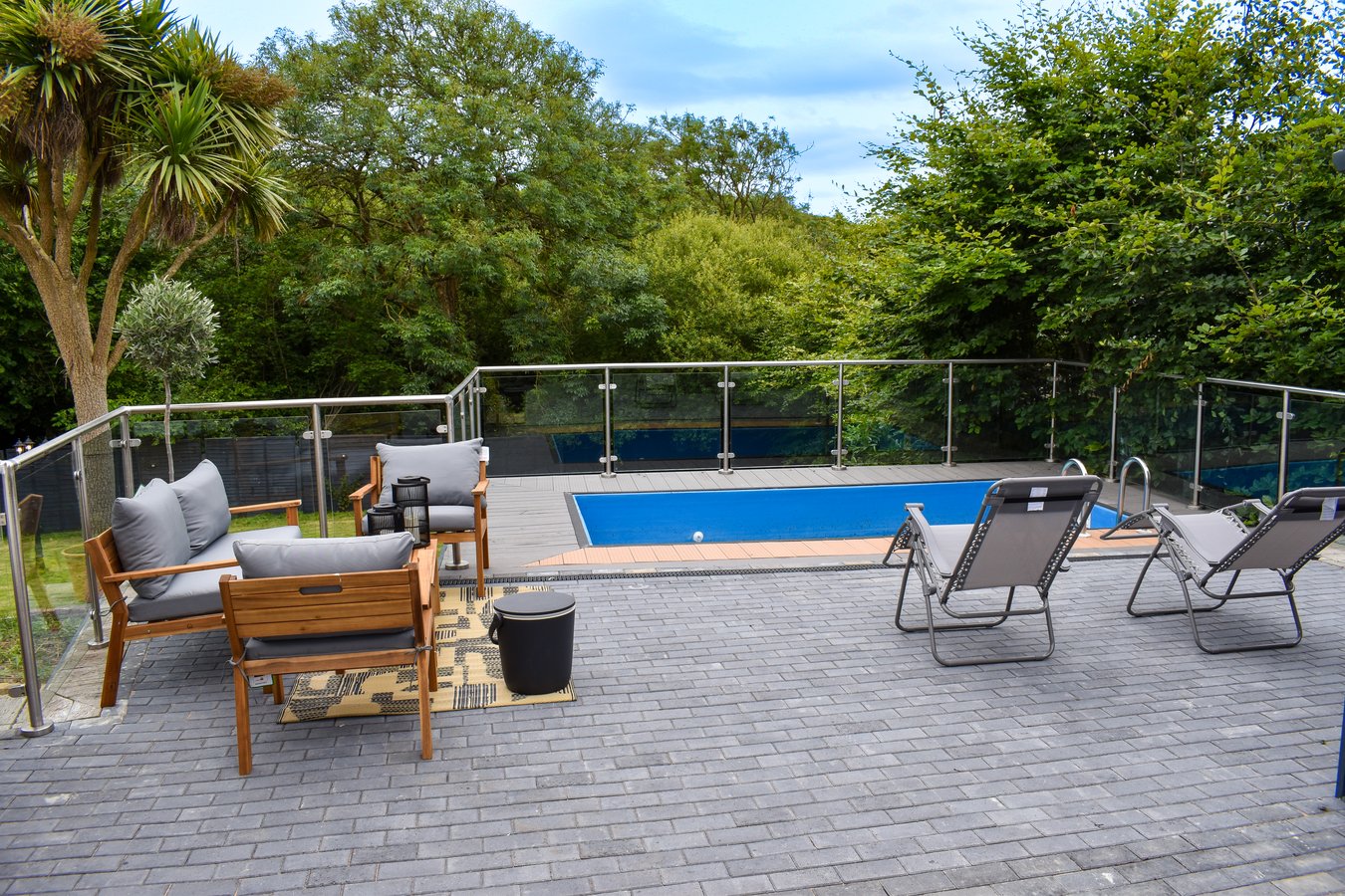 5 bedroom detached house for sale 0