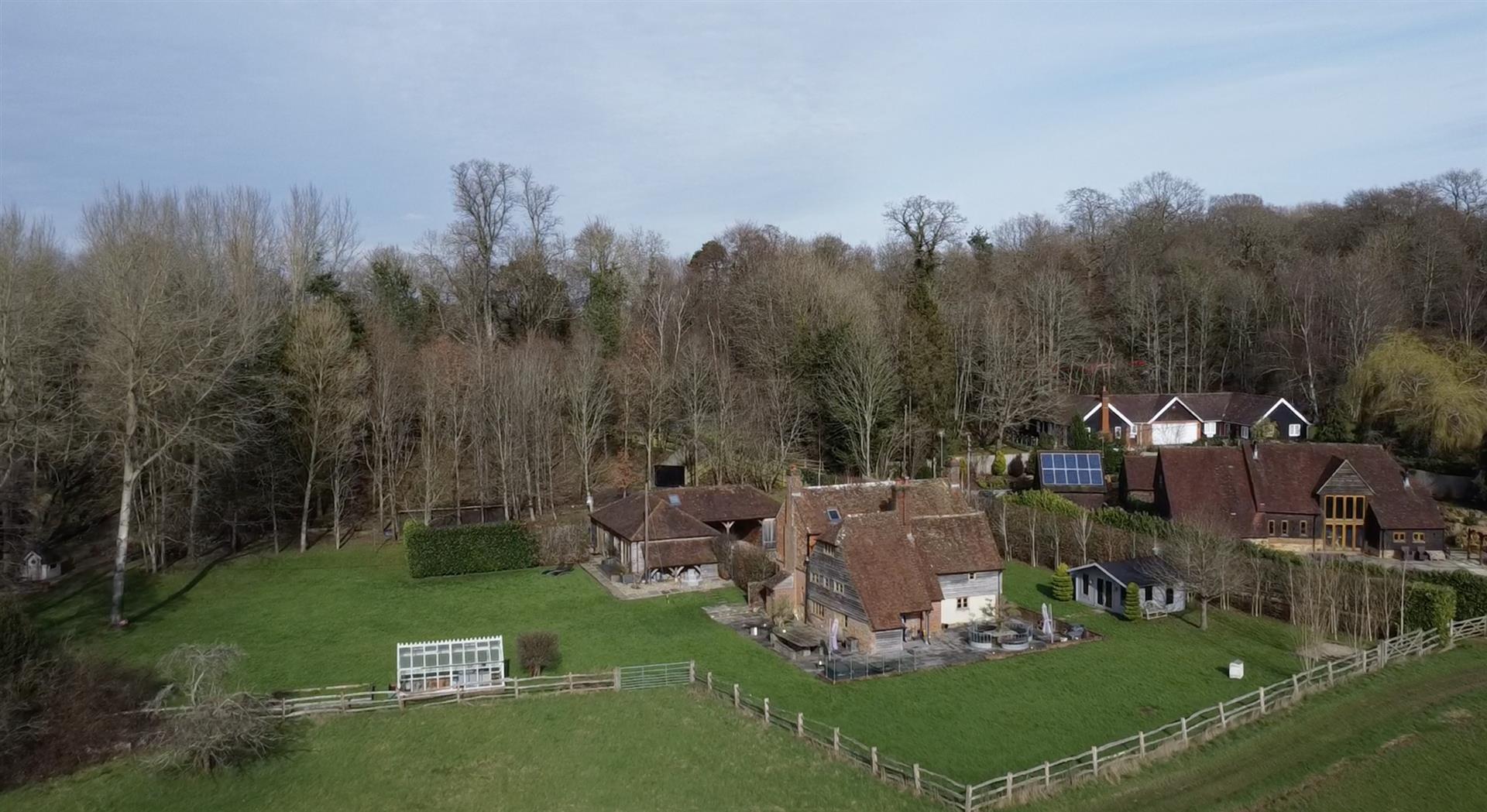 7 bedroom detached house for sale 0