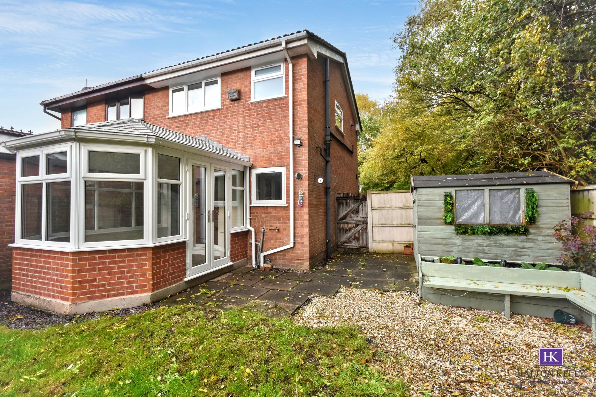 40 Colwyn Close, Warrington photo 5