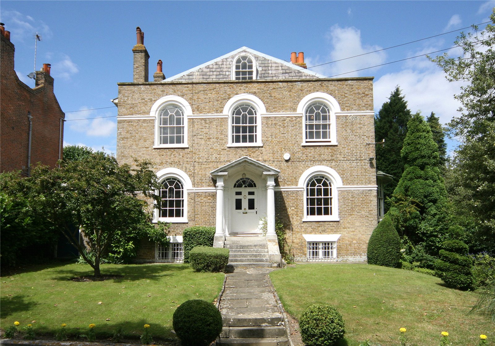6 bedroom detached house for sale 0