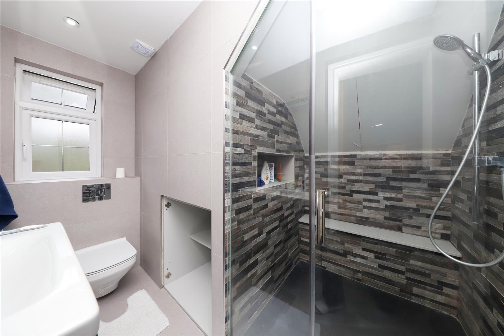 Photos of Buckland Rise, Pinner HA5 66475738 PrimeLocation