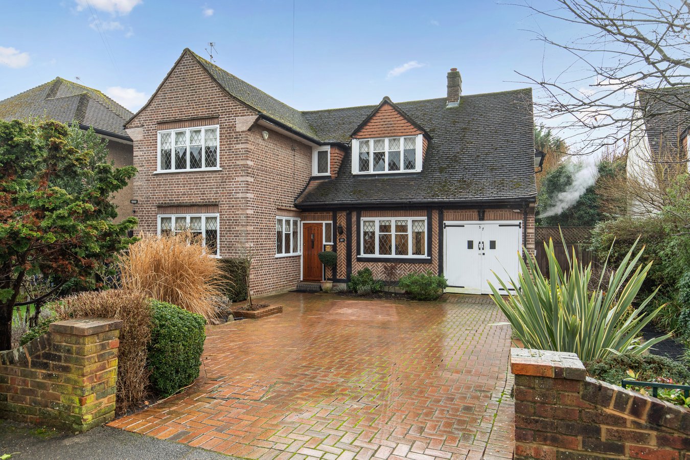 4 bedroom detached house for sale 0