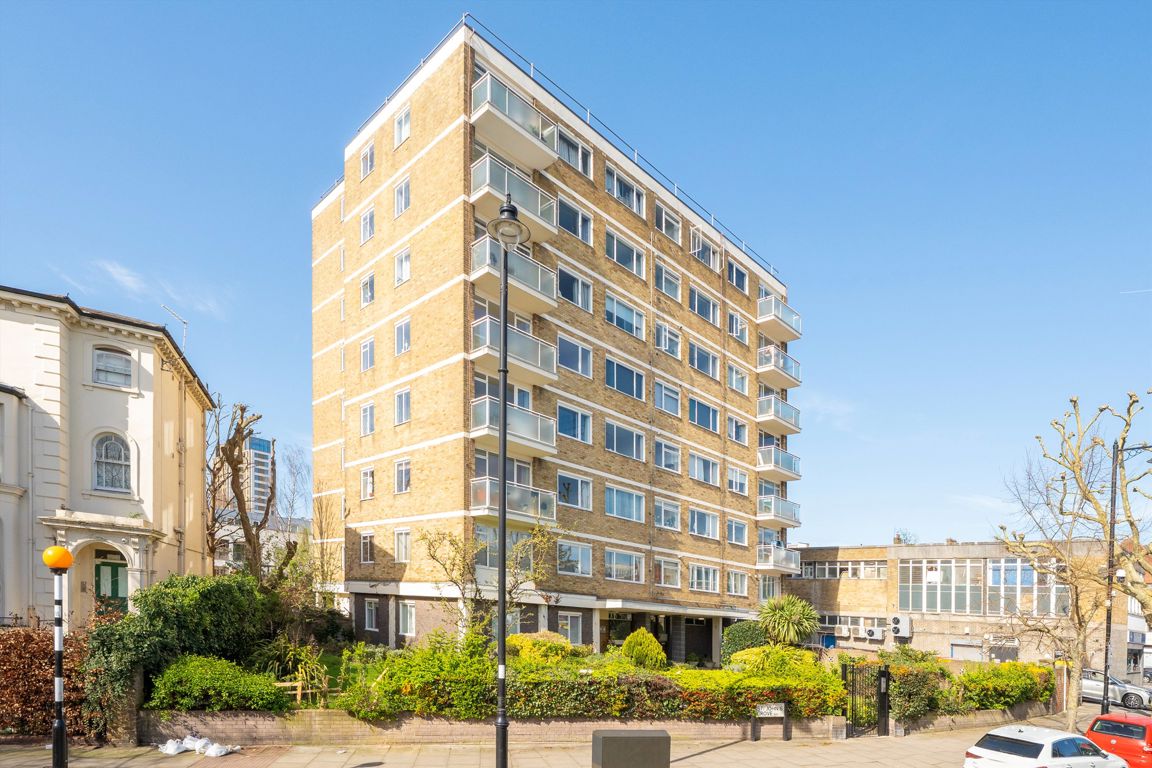 1-bed flat on 28, Church Garth, London, £375,000