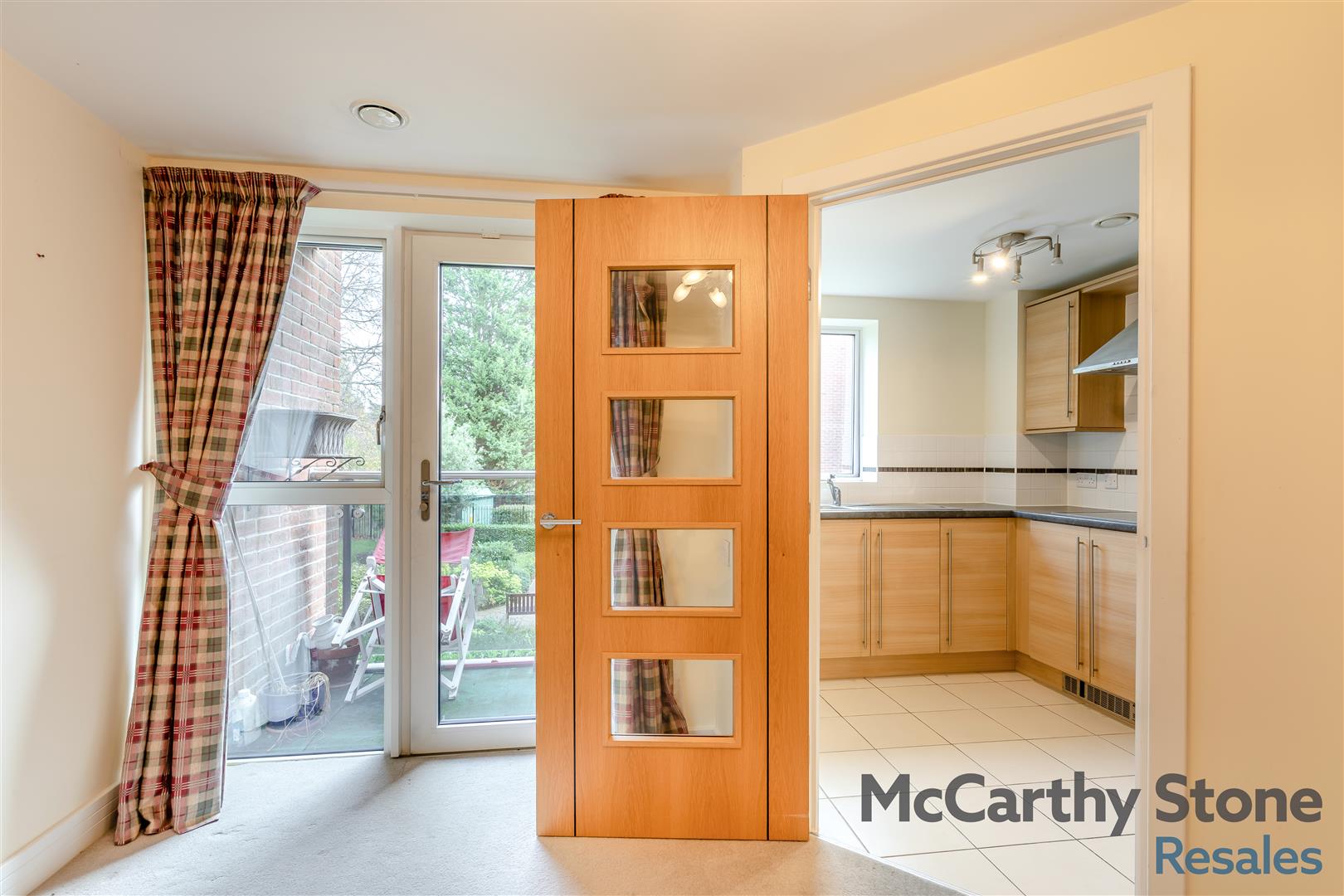 22 Glenhills Court, Little Glen Road, Leicester photo 3