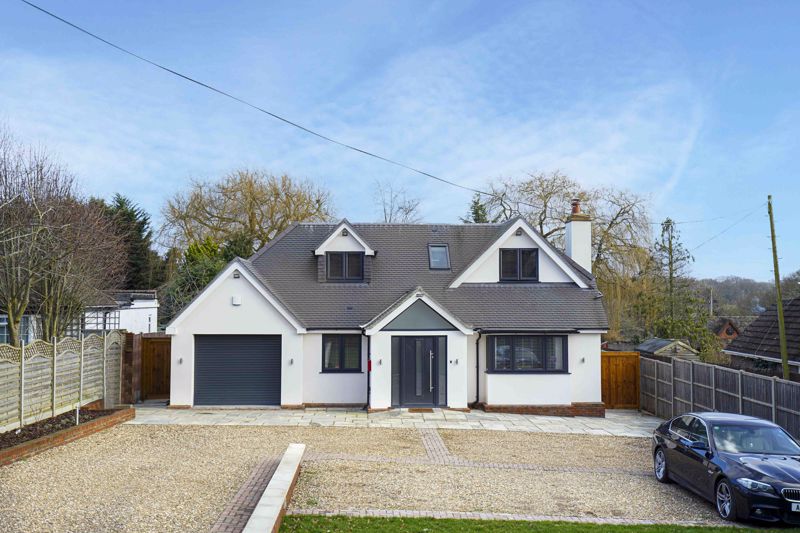 2 bedroom maisonette for sale