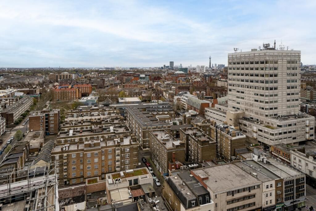 135 Salmon Lane, London photo 4