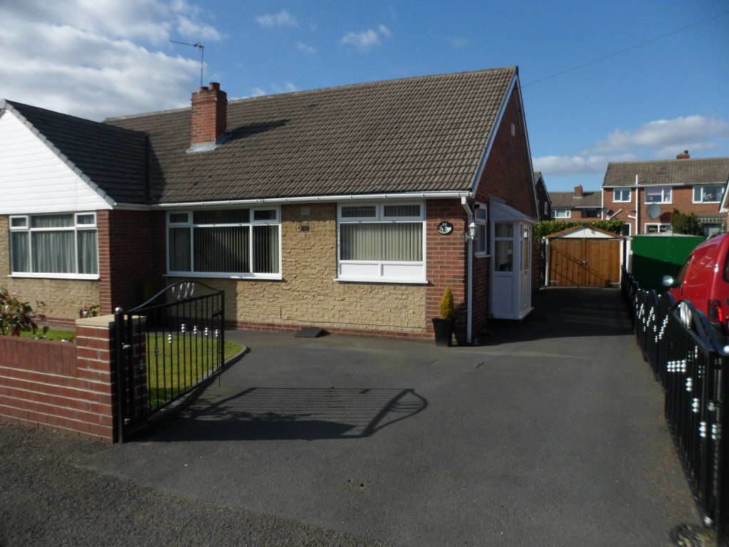 Free property report 49 Hillhead Drive, Birstall, Batley, WF17 0PA