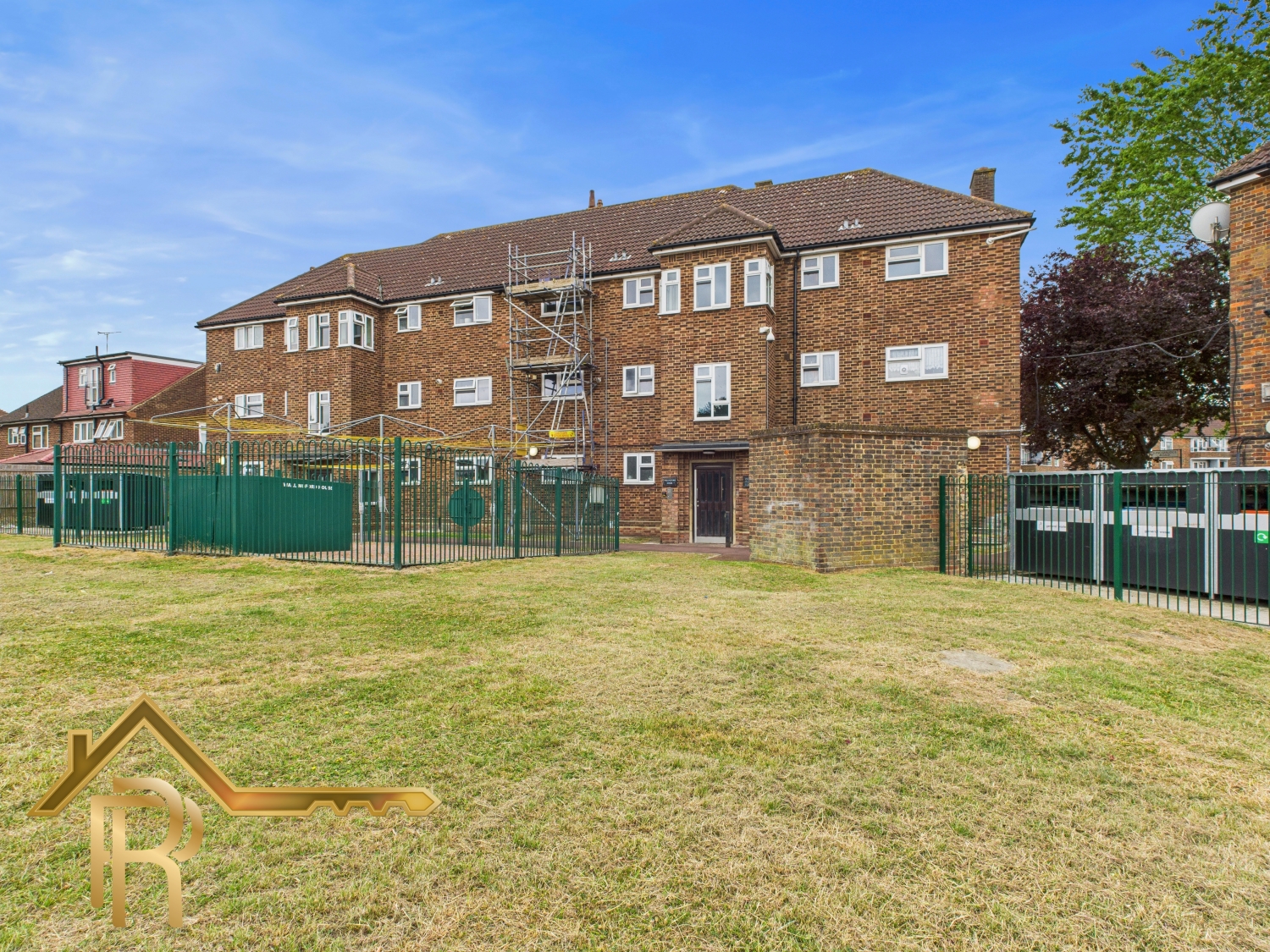 1-bed flat on 12, Wallingford House Kingsbridge Road, Romford, £190,000