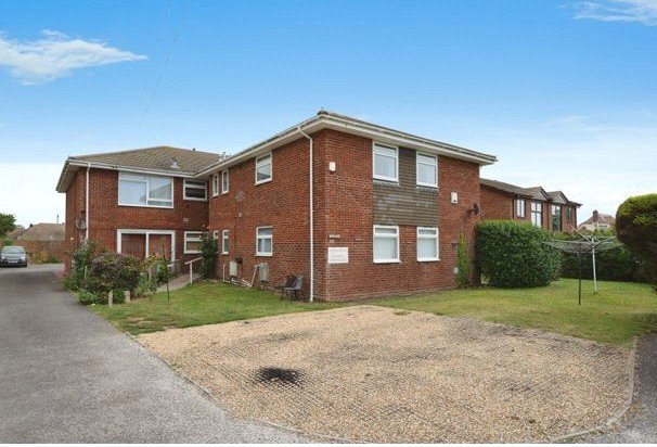 5,, Barton Court, Hayling Island photo 4