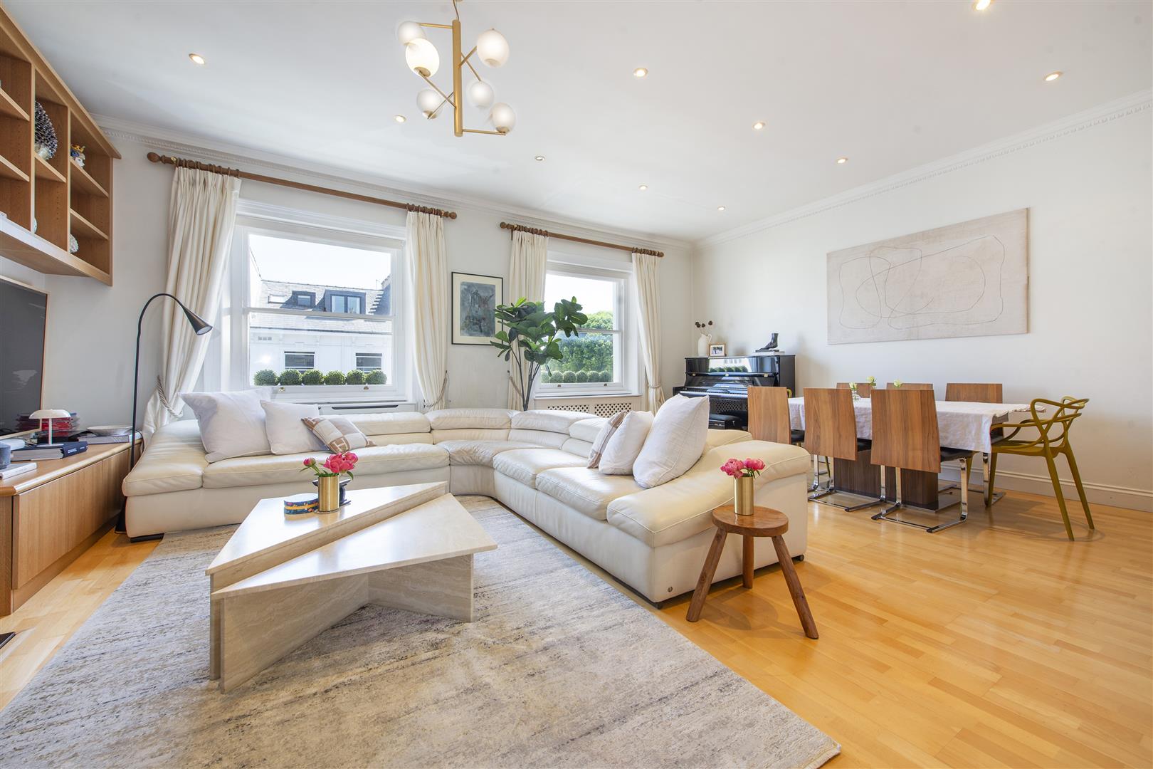 3 bedroom flat for sale 0