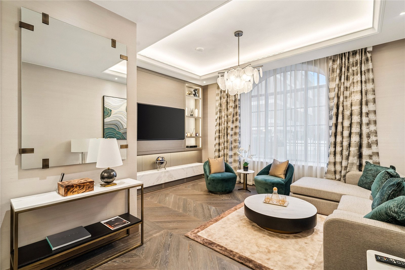 Apartment A, 8, Chesterfield Hill, London photo 4