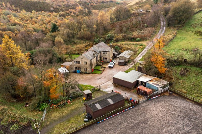 7 bedroom detached house for sale 0