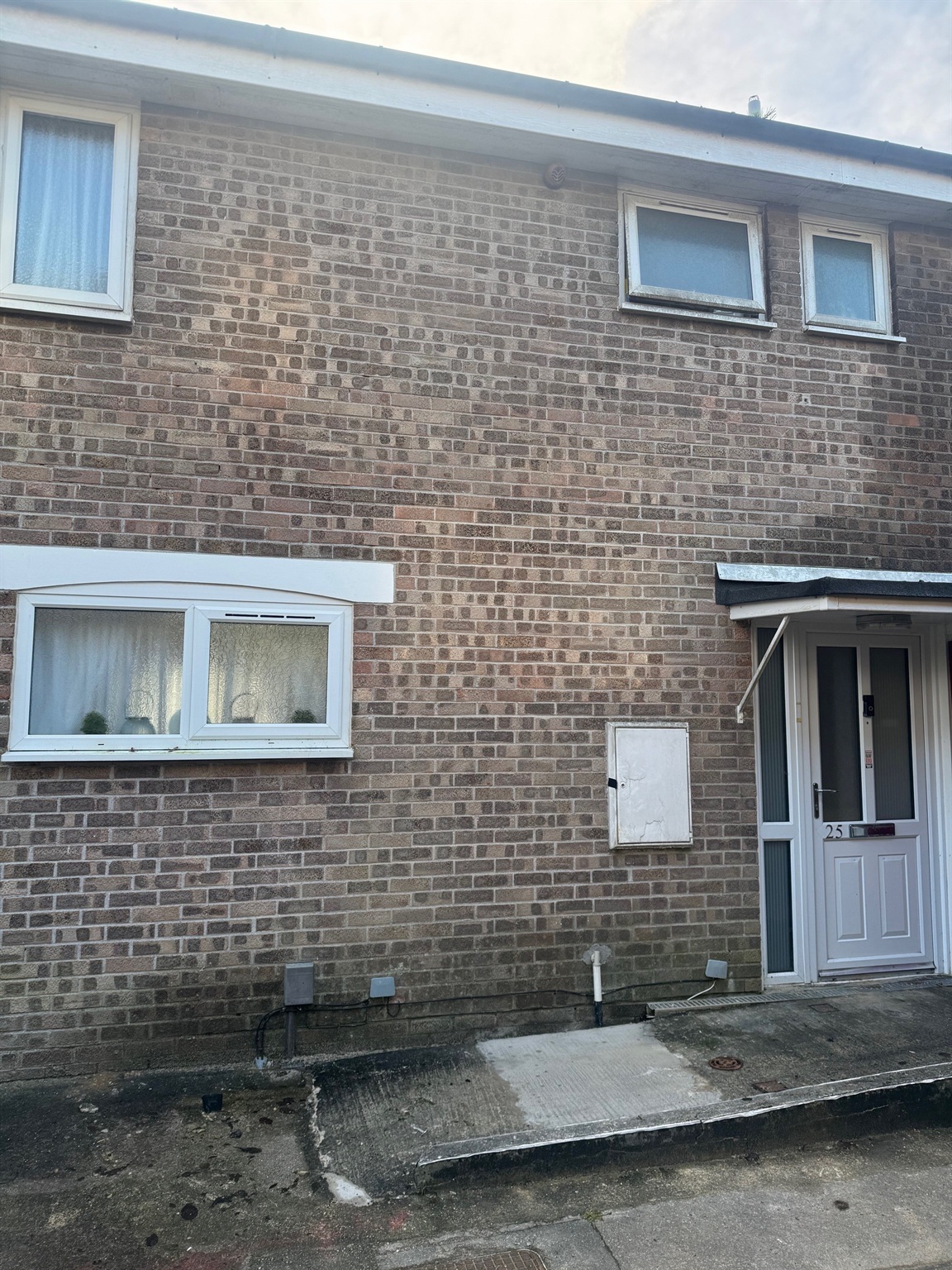 25, Keswick Crescent, Plymouth photo 4