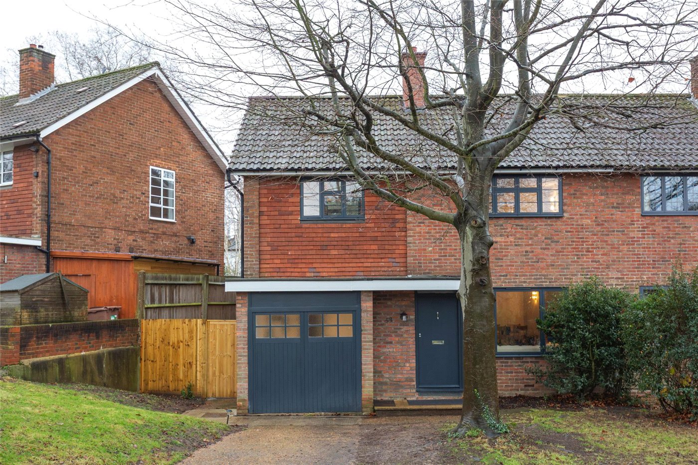 6 bedroom detached house for sale