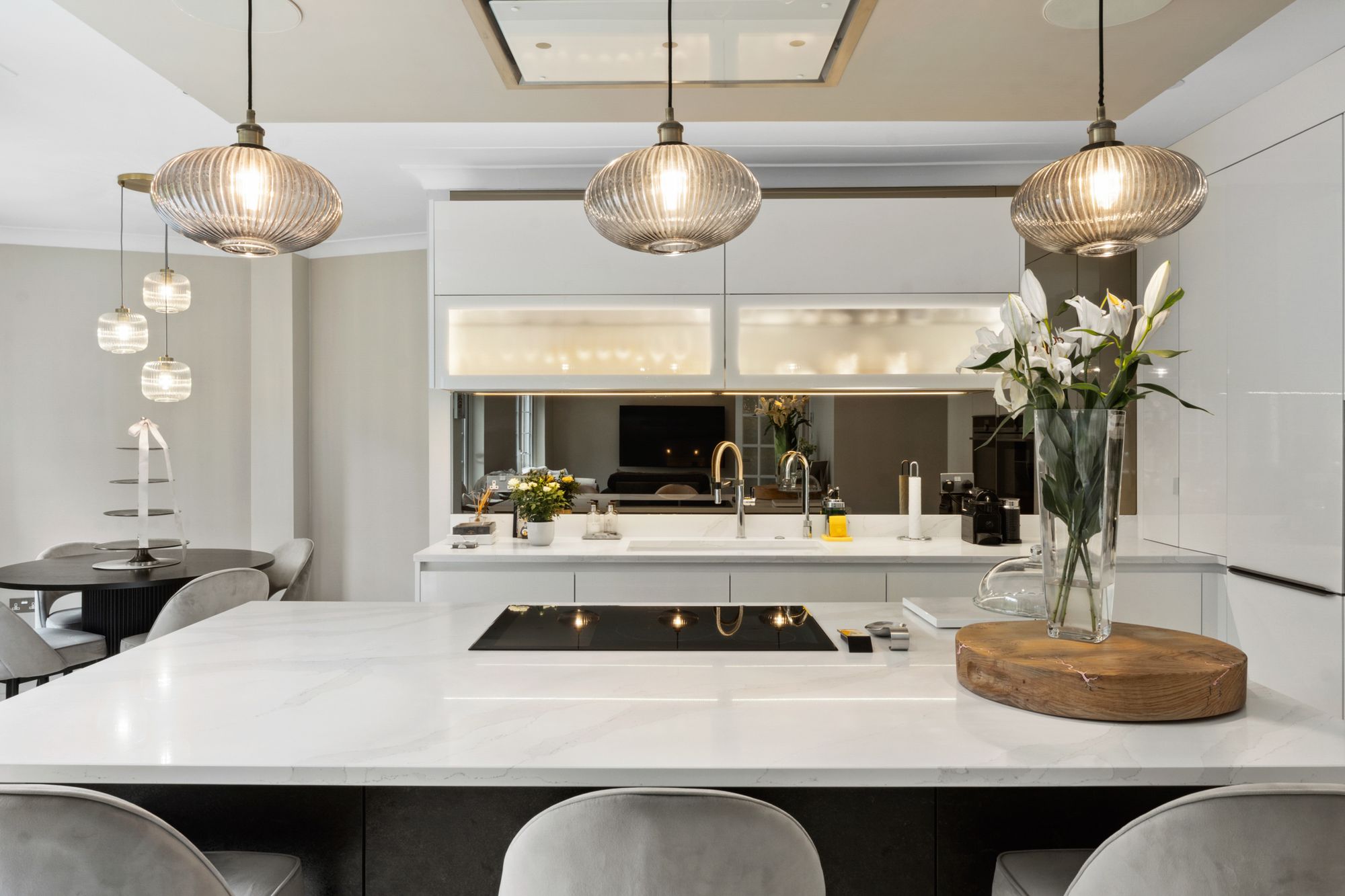 4 bedroom semi-detached house for sale 0