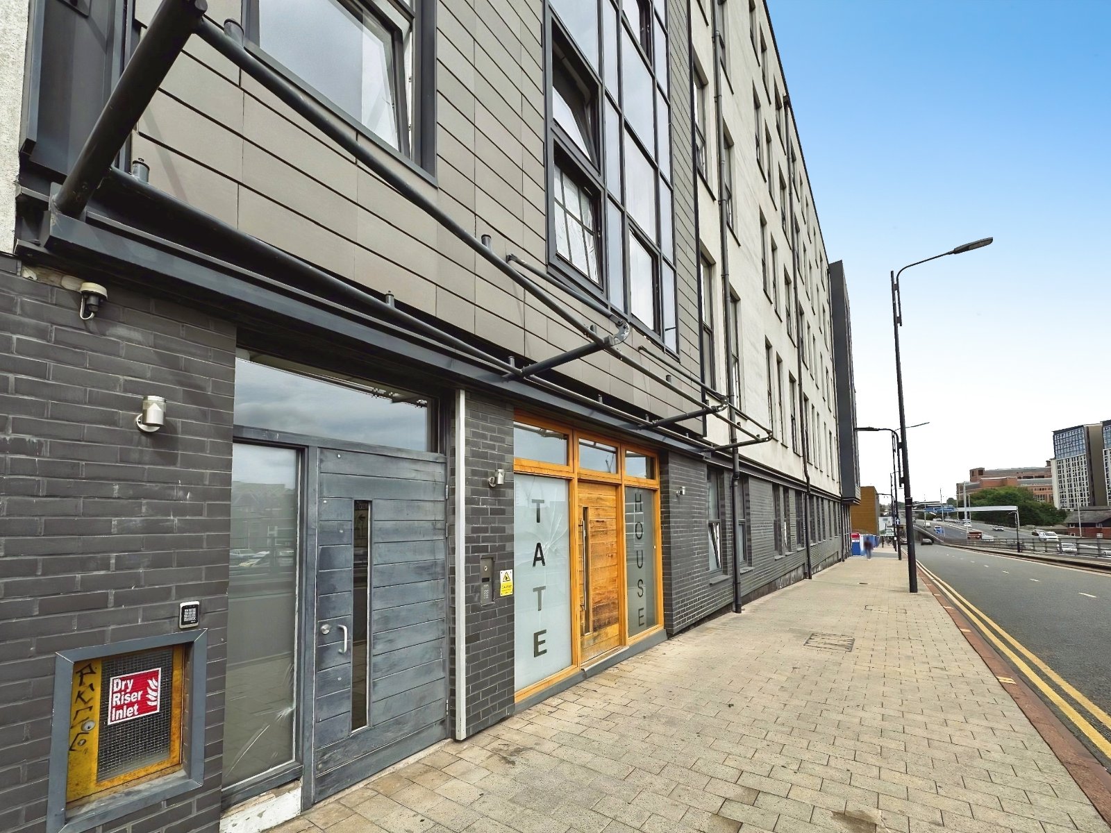 Flat 60, Tate House, 5-7, New York Road, West Yorkshire photo 2