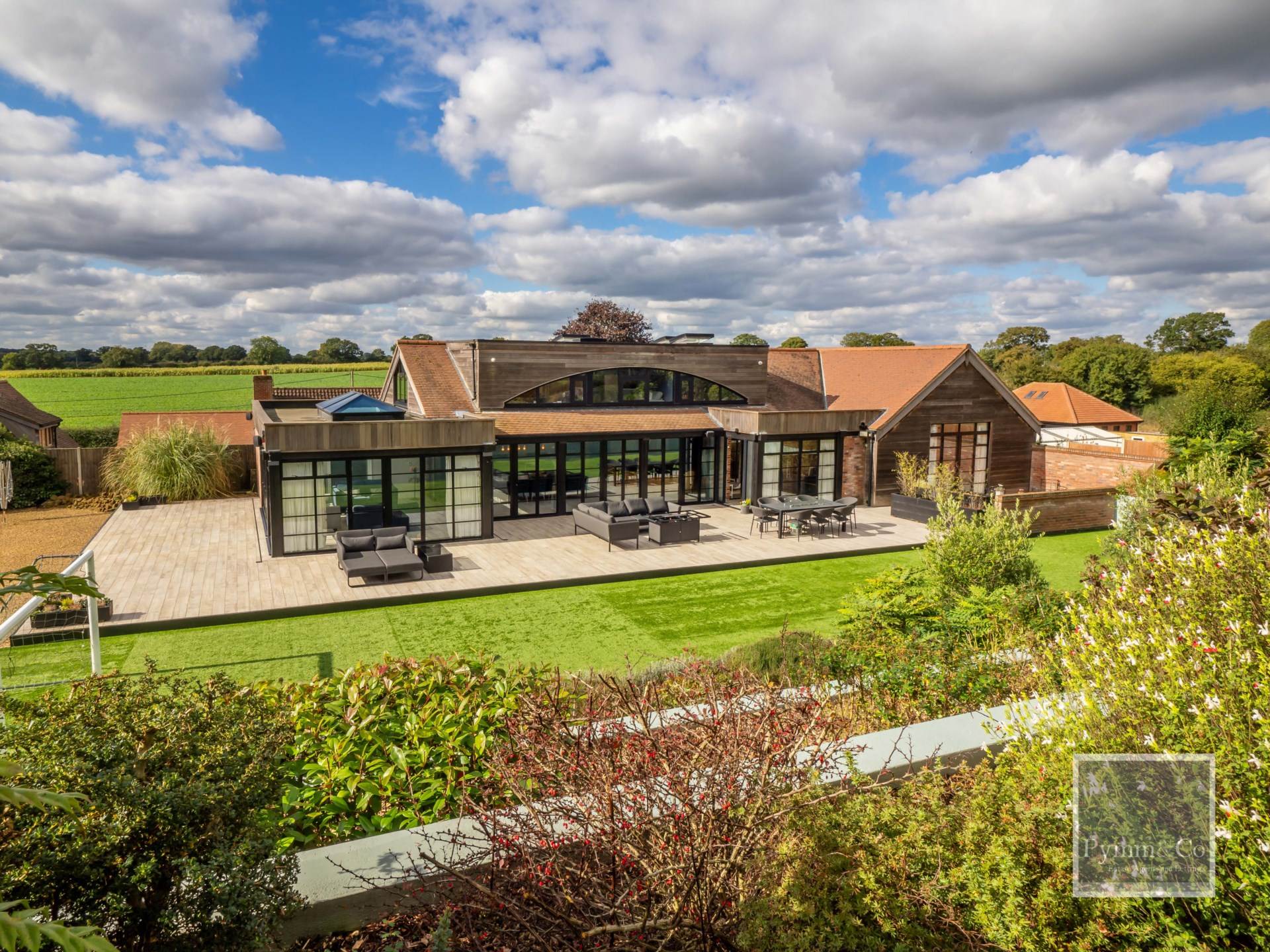 5 bedroom property for sale 0