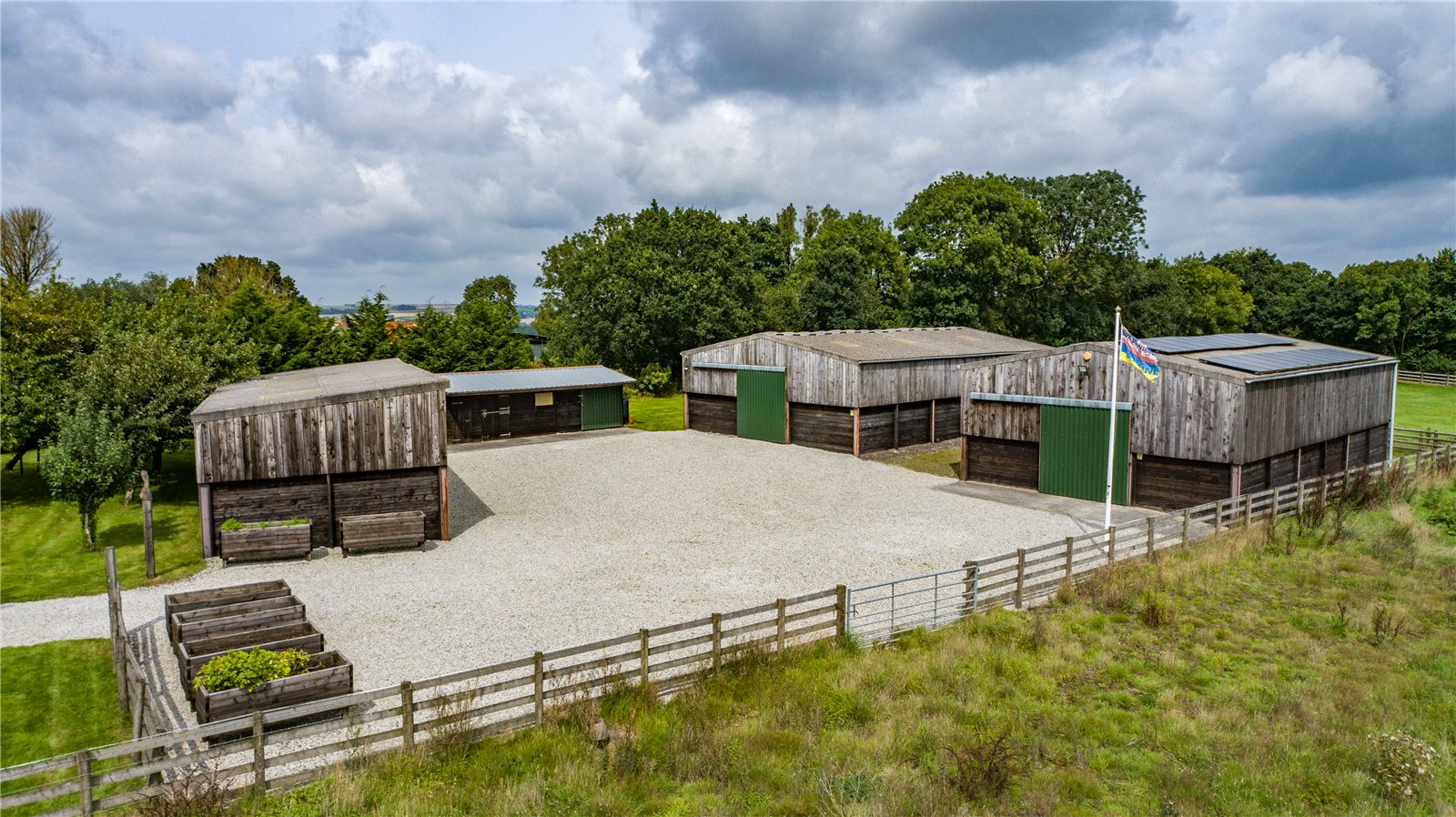 5 bedroom equestrian property for sale 0