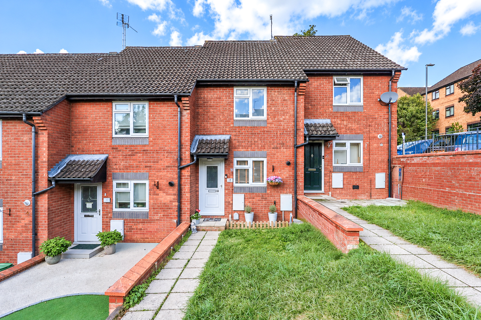 2 bed terraced house for sale