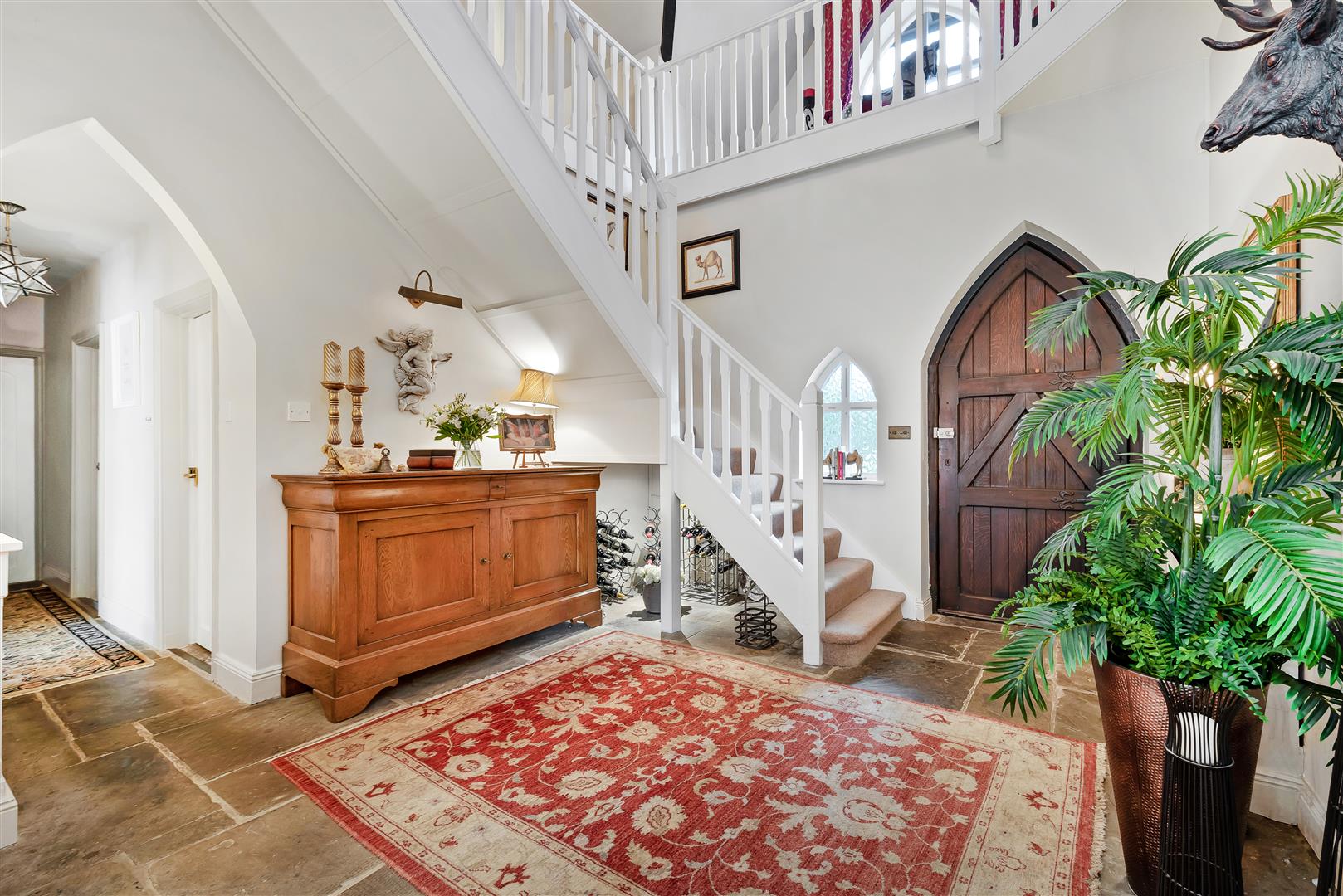 5 bedroom detached house for sale 0