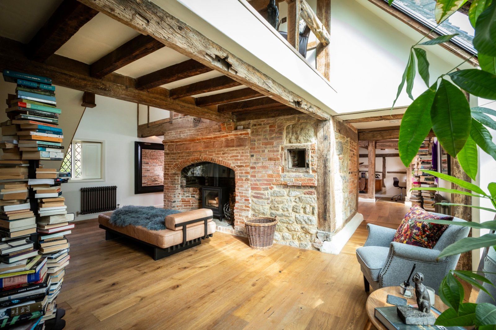 4 bedroom detached house for sale 0