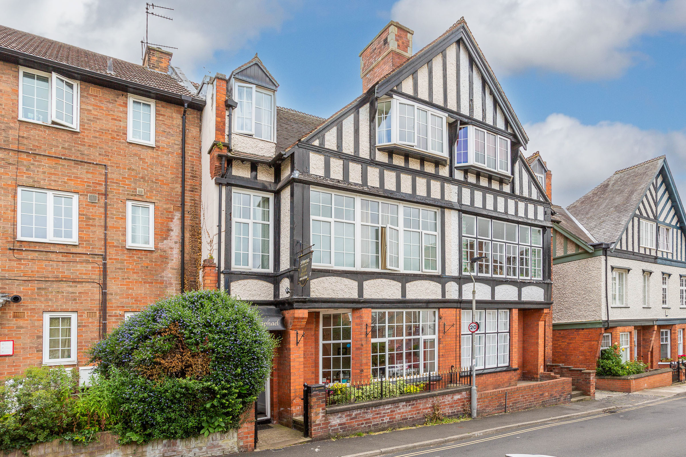 44, Queen Annes Road, York photo 4