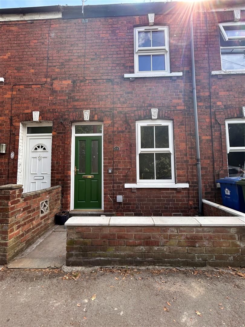 11, Morton Lane, Beverley photo 5