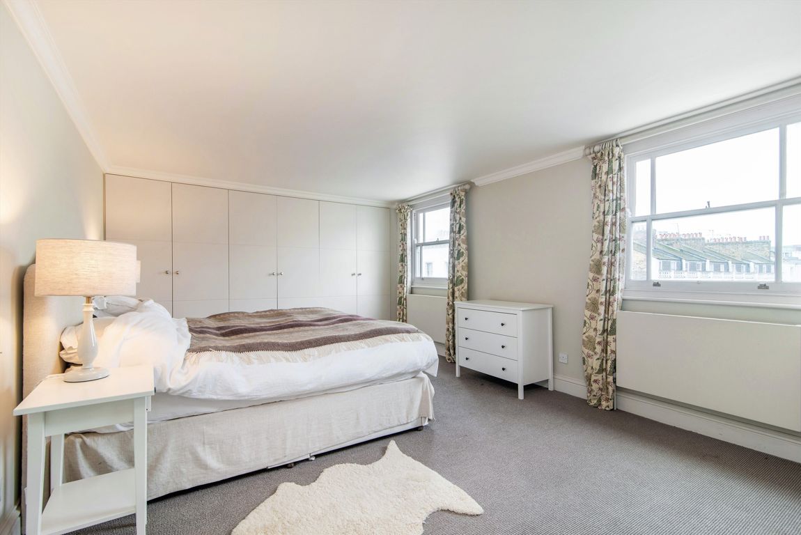 2 bedroom maisonette for sale 0