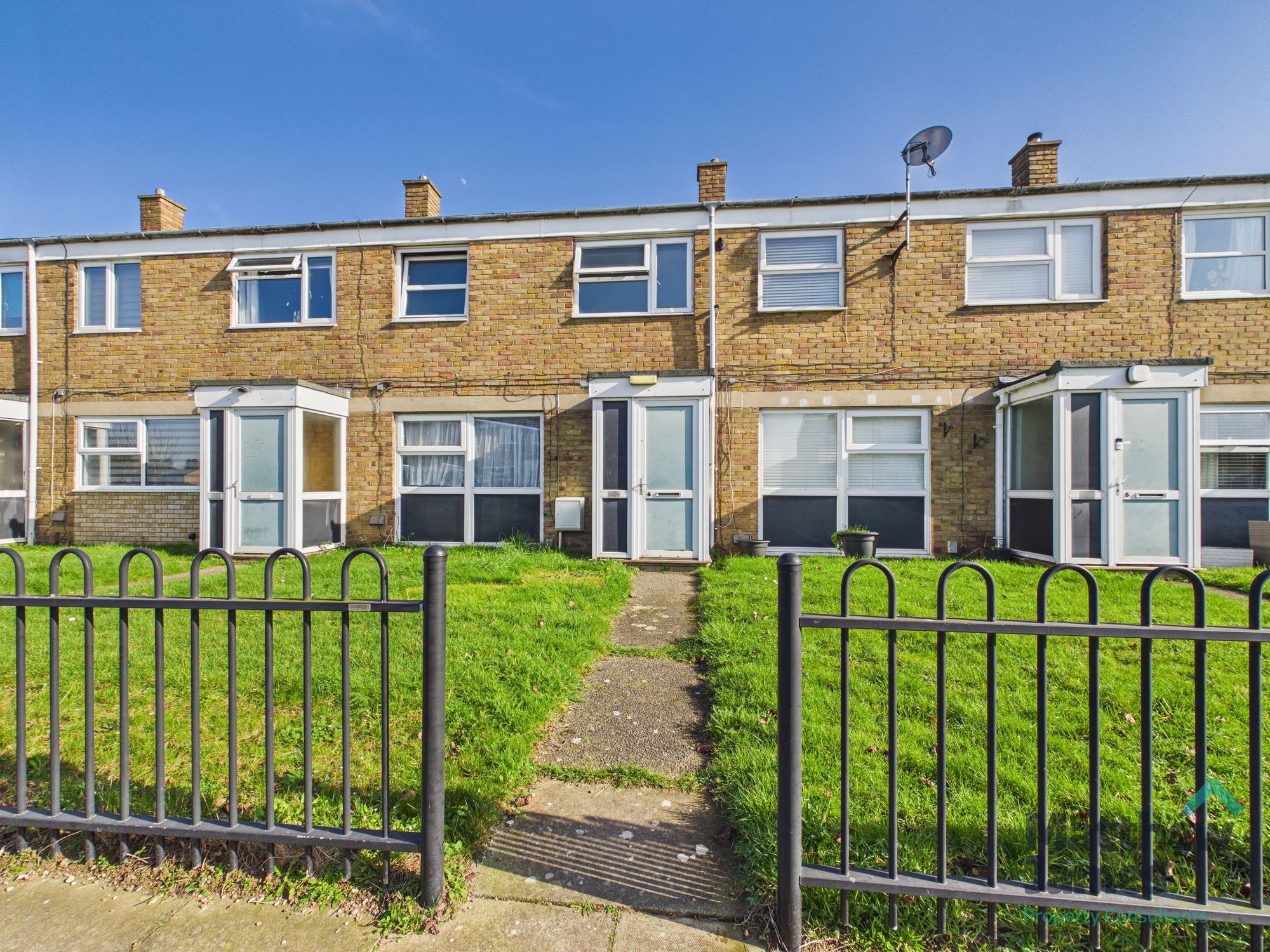 Room 4 4 Ilex Close, Colchester photo 4