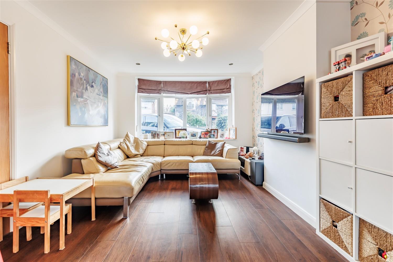 7, Woodberry Down, Epping photo 3