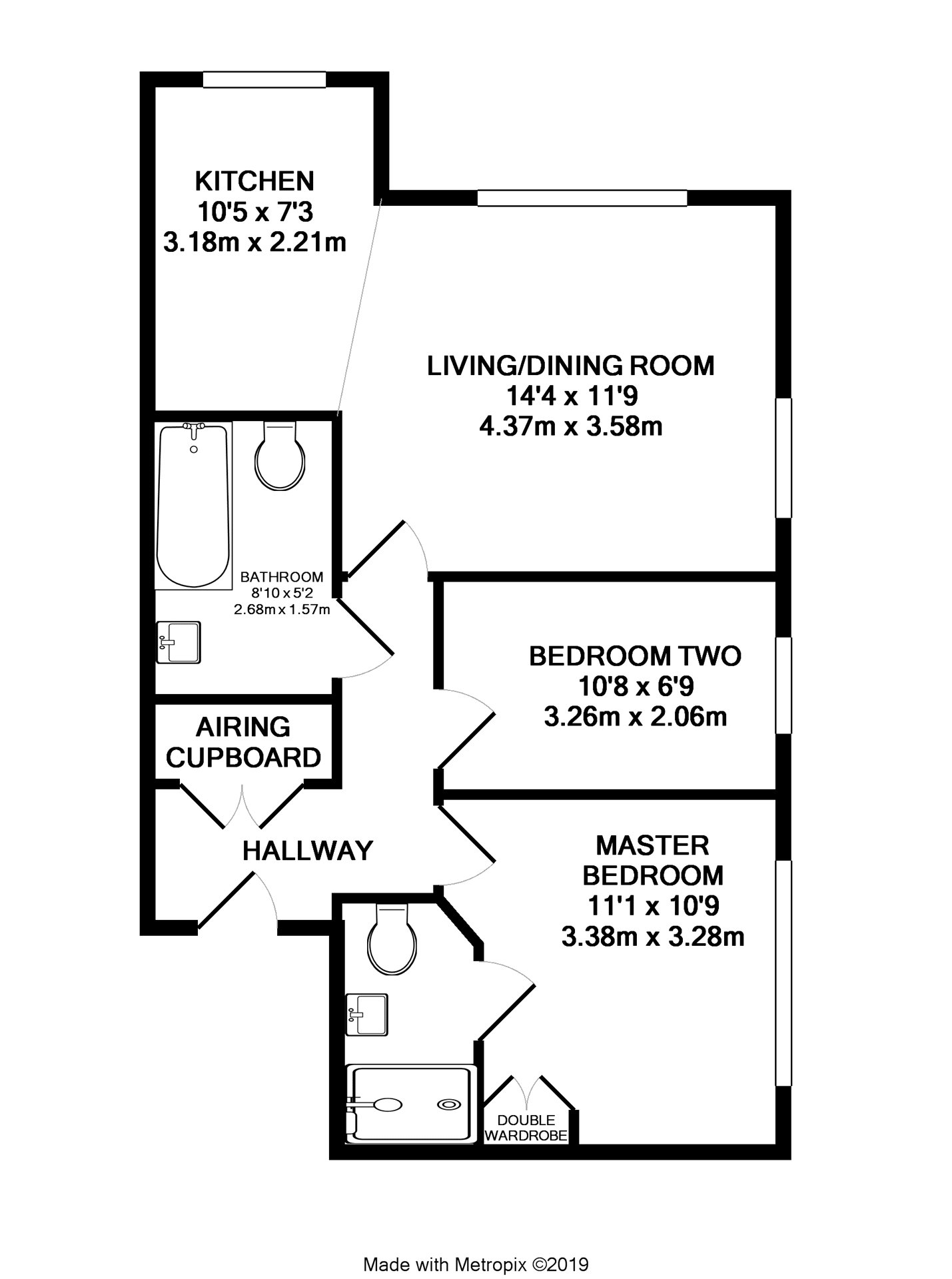 2 Bedrooms Flat for sale in Hunters Court, 430-436 Reading Road, Wokingham, Berkshire RG41