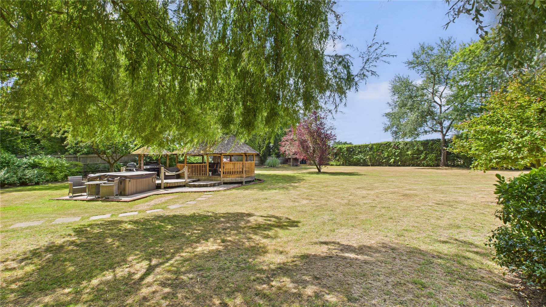 4 bedroom detached house for sale 0