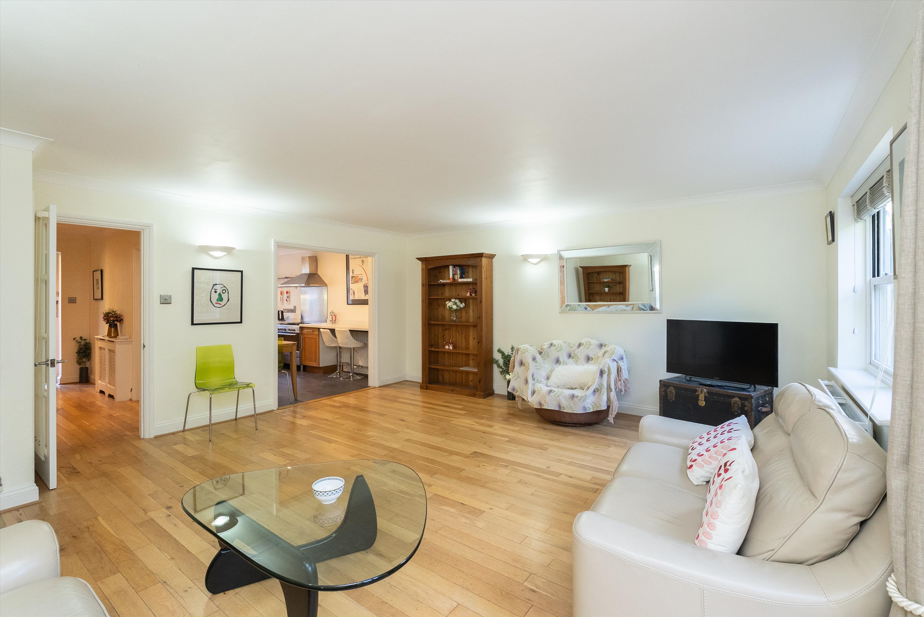 4 bedroom end terrace house for sale 0