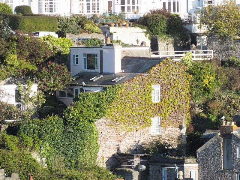 Free property report 2 North View Road, Brixham, TQ5 9TT Chimnie