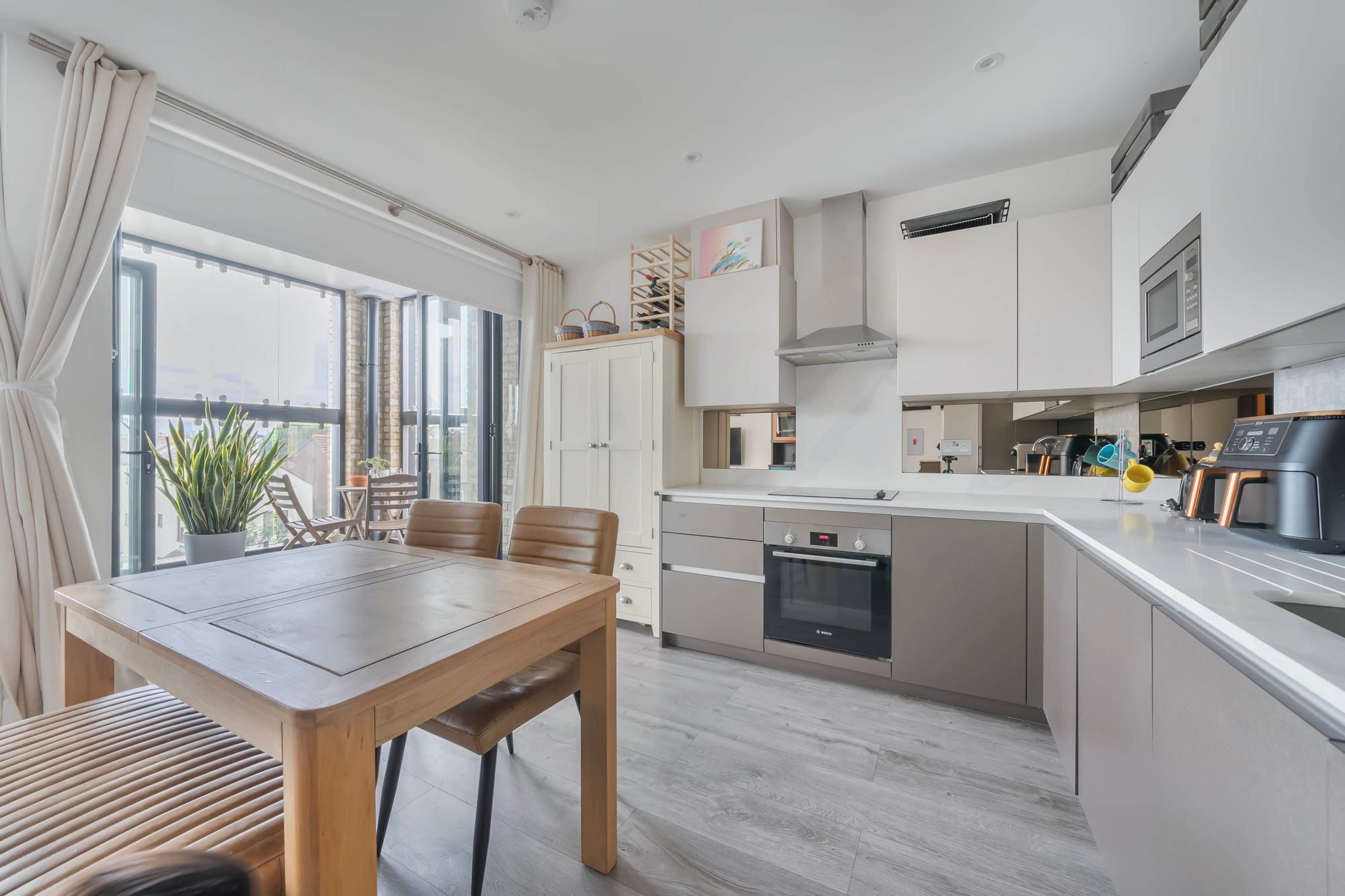 2-bed flat on 5 Saxon Apts, 204 Fairbridge Road, London, £550,000